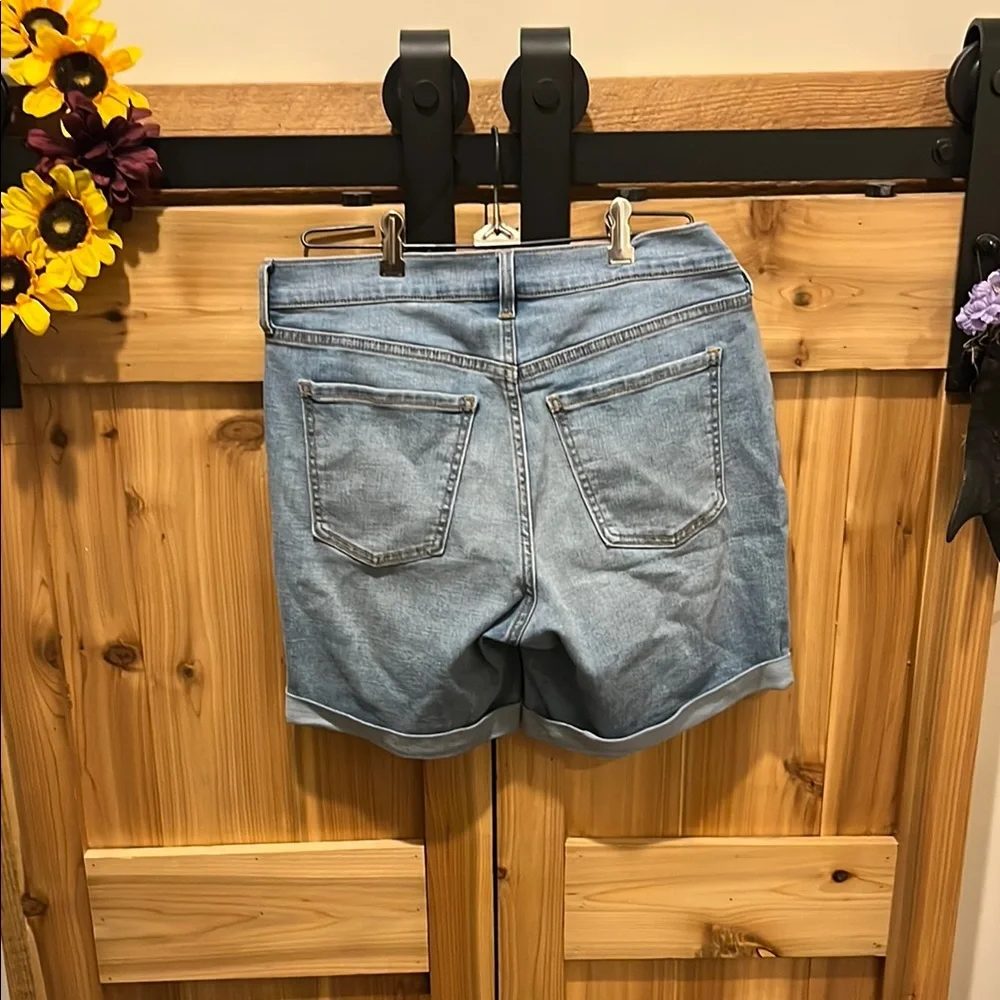 Old Navy Light Blue Jean Shorts - Picture 7 of 9